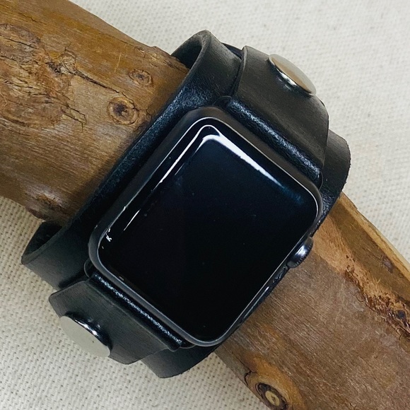 techleathercraft Accessories - Apple leather Watch cuff black